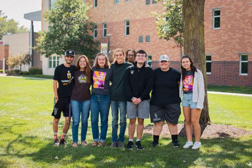 A group of honors students on the mall